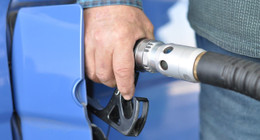 Akaryakıt fiyatları tablosu zamla değişti! Bugün benzin fiyatı 95 kuruş daha arttı ⛽ Benzin fiyatı ne kadar?