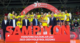 Fenerbahçe Kadın Voleybol 2023-2024 sezonu şampiyonu oldu