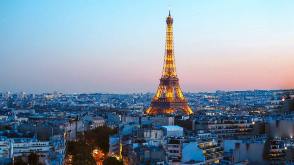 Fransa’nın Simgesi Eyfel Kulesi Yıkılıyor Mu? Eyfel Kulesi Neden Yıkılacak? Tüm Dünya Bunu Konuşuyor