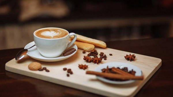 Kriz Kahve Fiyatlarını da Vurdu, Herkes Tarif Araştırmaya Başladı: Evde Cappuccino Nasıl Yapılır?