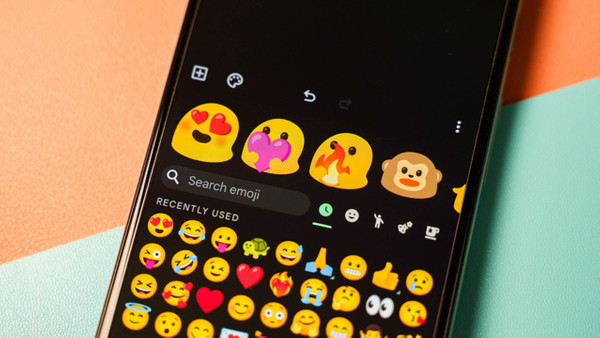 Yeni emojiler tanıtıldı: Sürekli yanlış kullanılan o emoji tarihe karışacak!