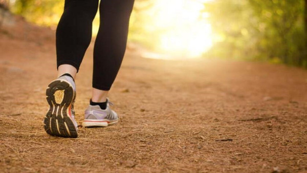 Kalp sağlığını korumak için düzenli yürüyüş şart! Günde 30 dakika yürüyüşle sağlığı yakala!