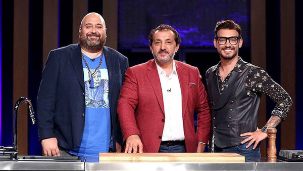 Masterchef'te bu hafta kim elendi herkes Serpilay'ı bekliyordu şefler yarışmanın favorisini eledi!