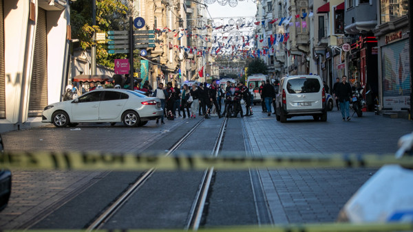 İstiklal Caddesi'ndeki bombalı saldırıyı yapan failin yakalanma anları görüntüledi