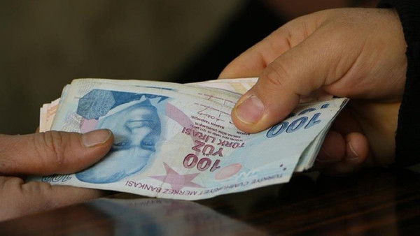 Ziraat Bankası’ndan emeklileri kuyruğa sokacak ödeme açıklaması! 5.000 TL hesaplara geçmeye başladı!