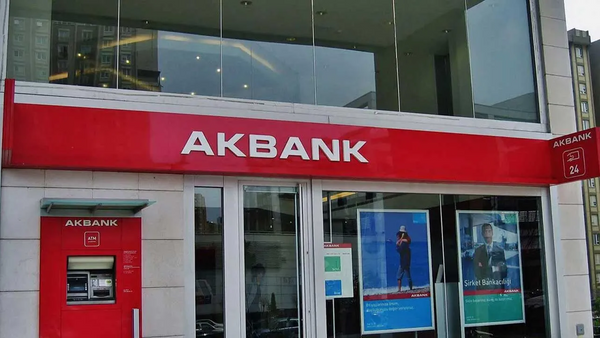 Akbank’tan yılbaşı öncesi ihtiyaç kredisi paketlerinde faiz indirimi hamlesi geldi!