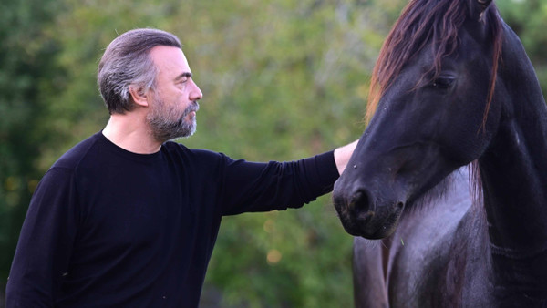 Ben Bu Cihana Sığmaz'ım başrolü Oktay Kaynarca'dan ayrılık açıklaması