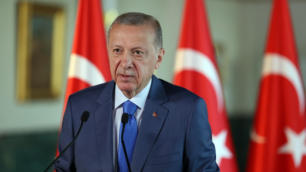 Erdoğan: Tribünlerden paralar geliyor, öyleyse bunların bir kısmını buralara aktaralım