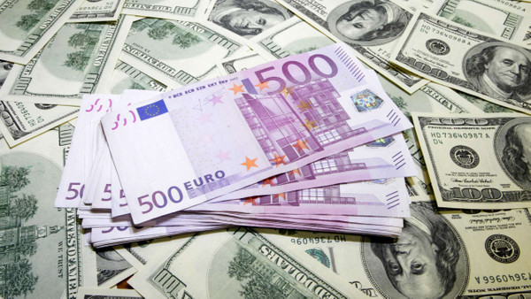 11 Ağustos 2023 Cuma  Dolar- Euro fiyatları: Dolar kuru bugün ne kadar?1 Dolar bakın kaç TL oldu
