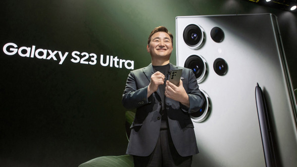 Yeni Gelişme: Galaxy S24 Serisi M13 OLED Panelle Tanıtılacak: Ekran Kalitesiyle iPhone 15'i Geçecek
