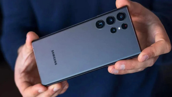 Samsung Galaxy Serisinin En Yeni Tasarımı S24 Görücüye Çıkıyor!