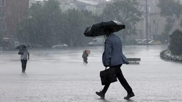 Meteorolojiden 21 il için sağanak ve poyraz uyarısı geldi! İstanbul için saat verildi..