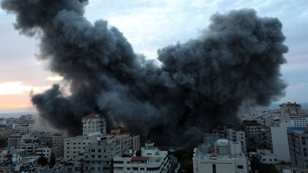 İsrail resmen 'savaş hali' ilan etti. İHA'lar ile saldırıyor