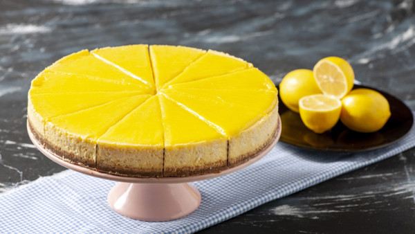Limonlu Cheesecake Tarifi: Ekşi ve Tatlı Bir Lezzet! Limonlu Cheesecake Nasıl Yapılır?