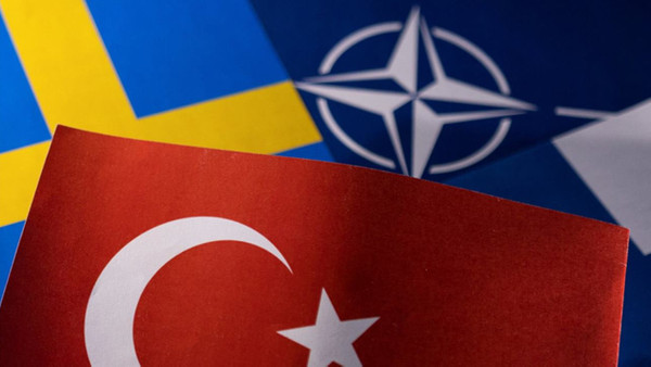 İsveç Ankara Büyükelçiliğinden NATO mesajı