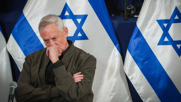 İsrail Savaş Kabinesi Dağıldı! Gantz İstifa Etti