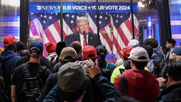 Donald Trump Zaferini İlan Etti