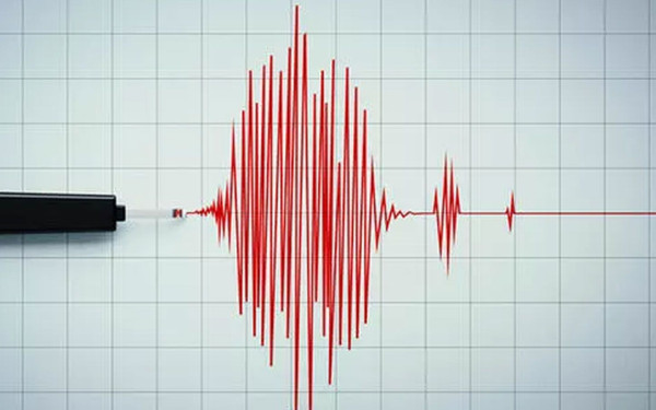 İzmir Seferihisar açıklarında deprem oldu