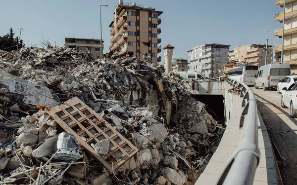 AFAD ve Son Depremler: Deprem Anında Ne Yapmalısınız?