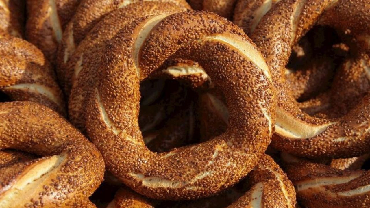 100 Gr'lık Simitin Yeni Fiyatı Ağızları Açık Bıraktı! Simit Artık Lüks Olacak! Susam Dökülmesin! - Resim: 1