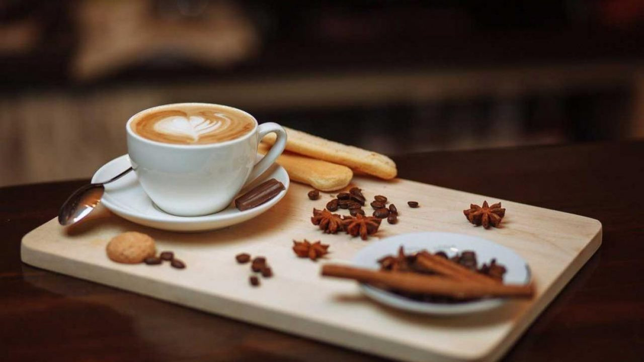 Kriz Kahve Fiyatlarını da Vurdu, Herkes Tarif Araştırmaya Başladı: Evde Cappuccino Nasıl Yapılır?