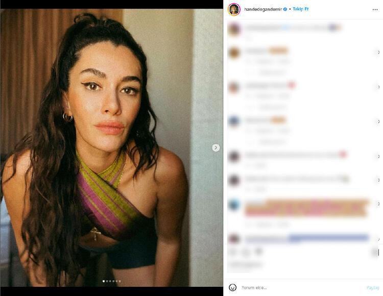 Ünlü oyuncu Hande Doğandemir göğüs ve göbek dekoltesi ile sosyal medyayı yaktı geçti! “Sen şaka mısın Hande?” - Resim : 1