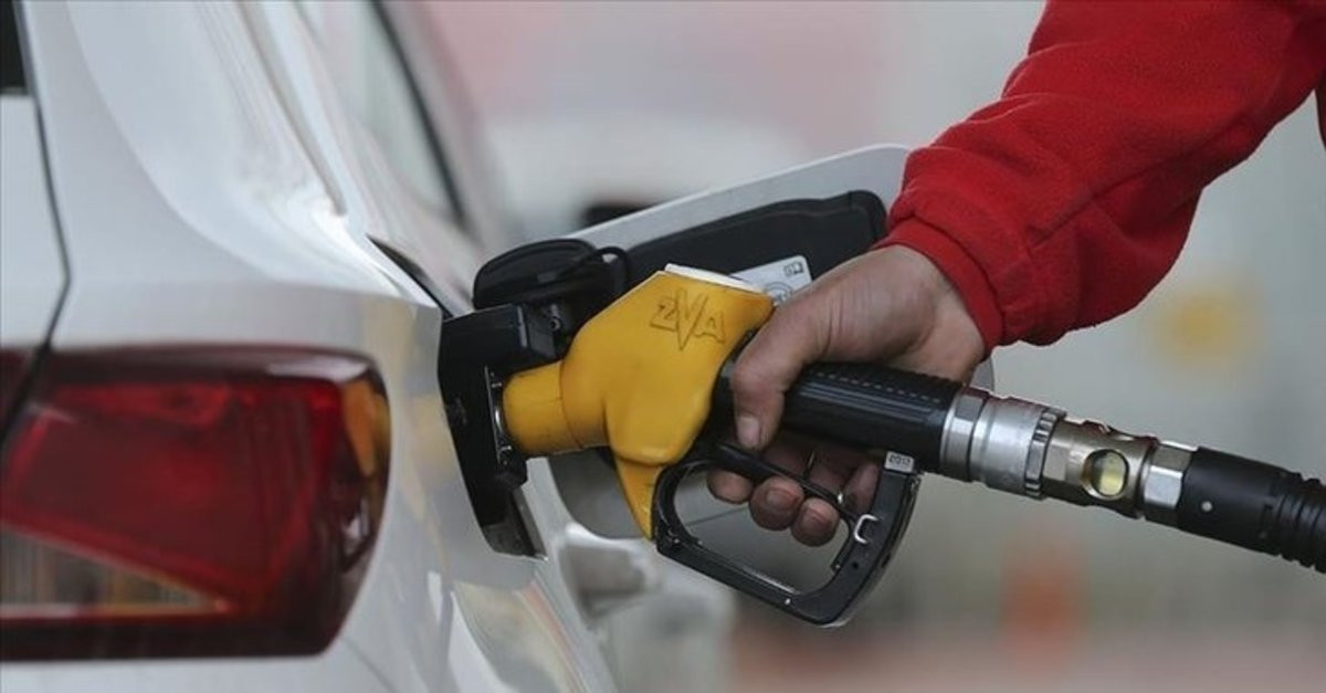 Brent tipi petrol dur durak bilmiyor! Akaryakıt fiyatları ne olacak? İşte 12 Kasım 2022 güncel benzin, motorin ve LPG litre fiyatları - Resim : 1