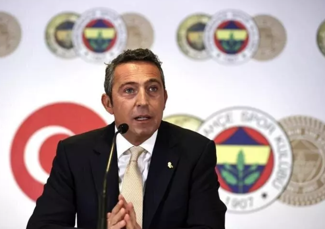Fenerbahçe'nin yeni teknik direktörü belli oldu! Ryan Kent ve Dzeko transferlerini bile yapmış! Fenerbahçe'nin yeni teknik direktörü bakın kim oldu… - Resim : 1