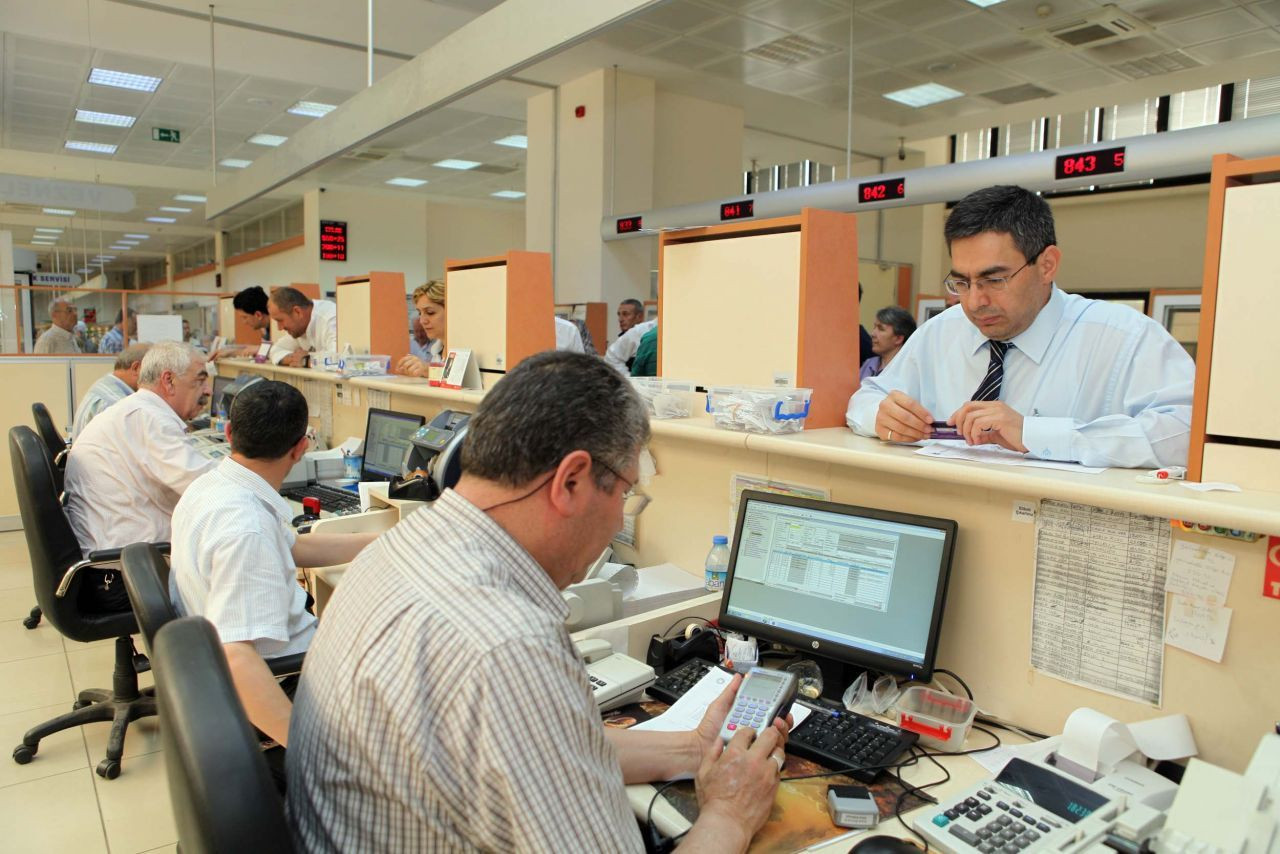 Öğretmen, polis, doktor, hemşire, avukat, bekçi, imam zamlı memur maaşları belli oldu! Zamlı memur maaşları ne kadar oldu! Hangi memur ne kadar maaş alacak? - Resim: 2