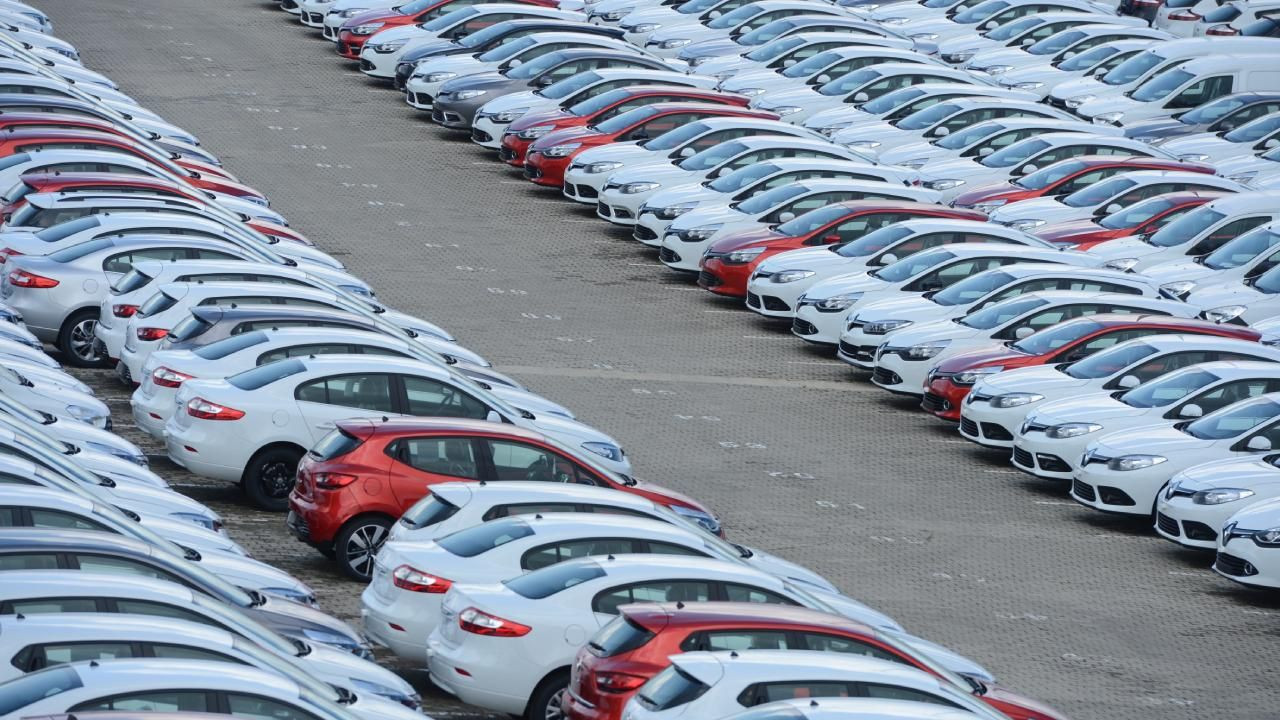 İkinci el araçta bin 920 liraya Mercedes satılıyor: ikinci el araçta satıcılar yasağa takılmamak için fiyattan üç sıfırı silmeye başladı! - Resim: 3