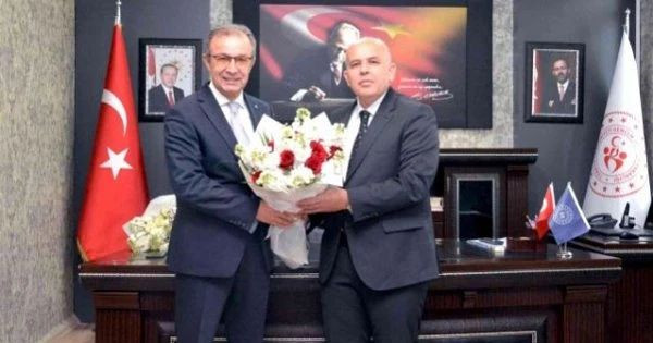 MHK'nın yeni Başkanı Ahmet İbanoğlu kim, mesleği şaşırttı Yeni MHK Başkanı Ahmet İbanoğlu hangi takımı tutuyor - Resim : 2
