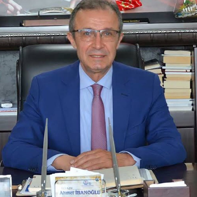 MHK'nın yeni Başkanı Ahmet İbanoğlu kim, mesleği şaşırttı Yeni MHK Başkanı Ahmet İbanoğlu hangi takımı tutuyor - Resim : 1