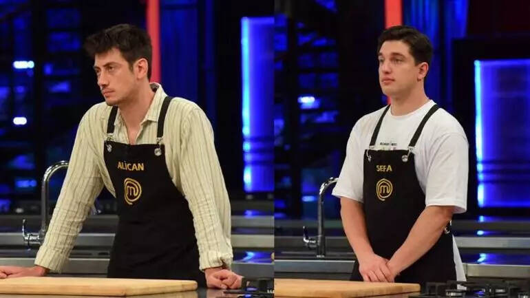 MasterChef All Star’da eleme adayları belli oldu: Mehmet Şeften mavi takıma ilginç yemek tepkisi geldi! ''Hayatta yemem! Bu yılan balığına bir kişi bakmadı mı t - Resim : 3