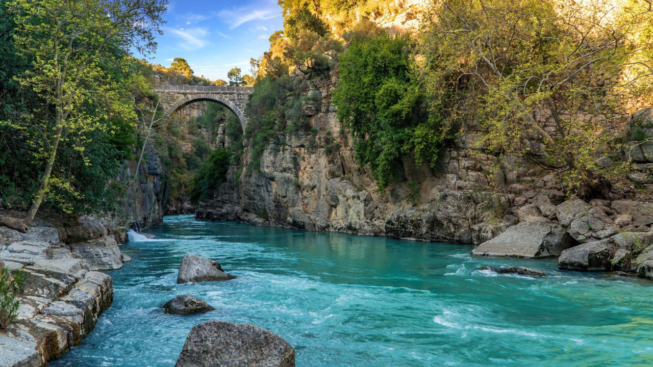 Antalya piknik yapılacak yerler nerelerde var: Tatil cenneti Antalya’da en güzel ve ferah piknik alanları! Köprülü Kanyon Milli Parkı, Kurşunlu Şelalesi...