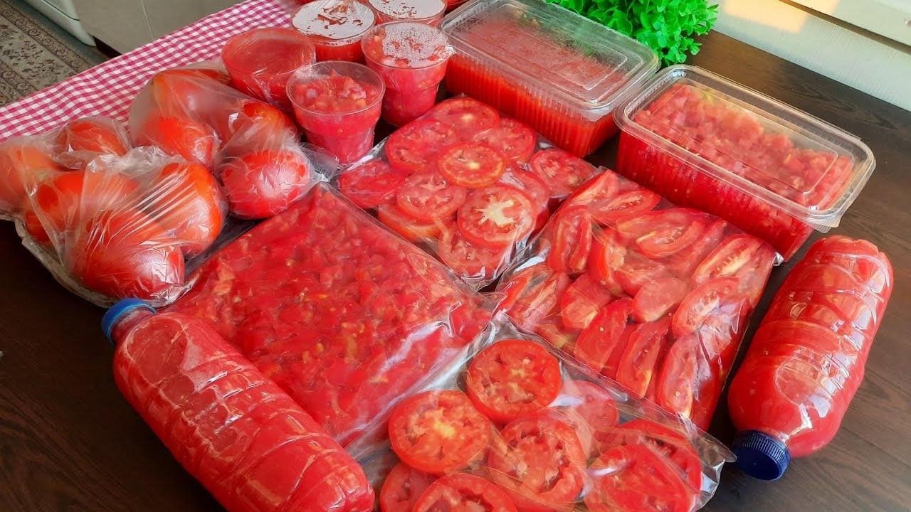 Buzlukta domates saklama yöntemi: Kışın da taze ve lezzetli domatesler nasıl hazırlanır? Kışın da yaz lezzetini yaşatan taze domatesler için ipuçları - Resim : 2