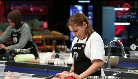 MasterChef'te Şok Eden Elenme:  Yarışmaya veda eden isim belli oldu. - Resim: 2