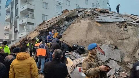 Van’da korkutan deprem! Çevre illerden hissedildi.. Yaşanan deprem  paniğe neden oldu - Resim: 2