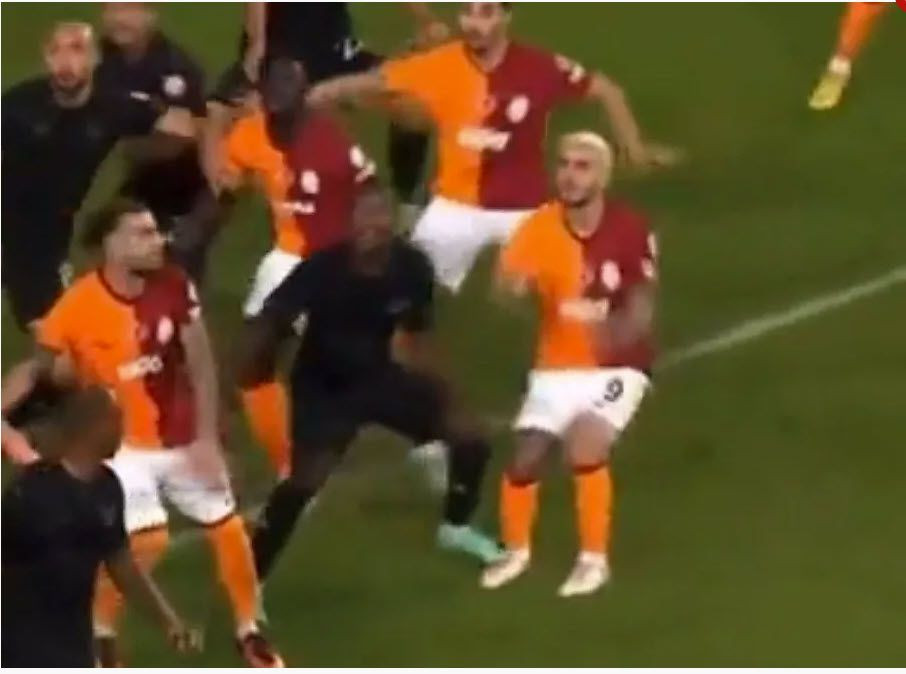 Mauro Icardi Hatayspor karşısında çılgına döndüğü pozisyon için Erman Toroğlu'dan bomba penaltı yorumu! - Resim: 2