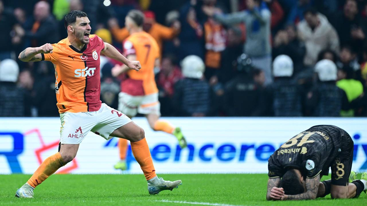 Galatasaray Son Anda Kükredi: Trabzonspor’u 90+8'de Devirdi! G.Saray 4-3 Trabzonspor